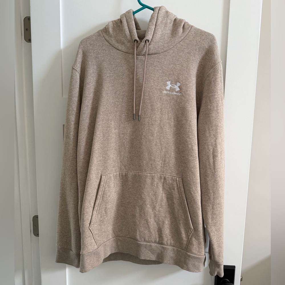 NWOT Under Armour Essential Fleece Hoodie
